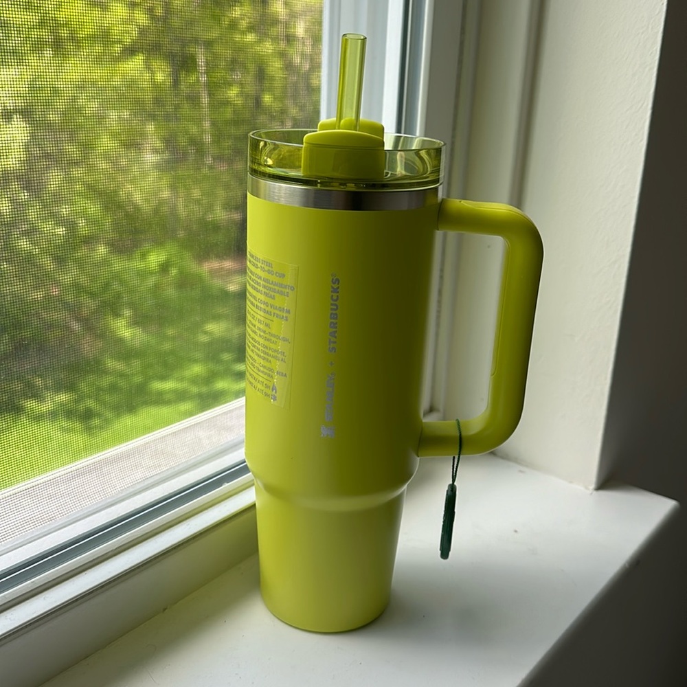 Starbucks x Stanley Lemon Grass 30oz